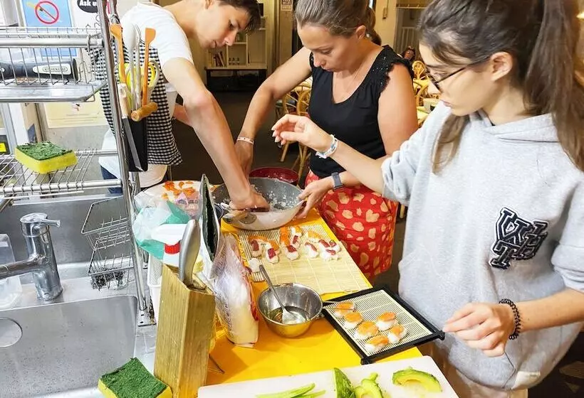 Sakura Hostel Asakusa