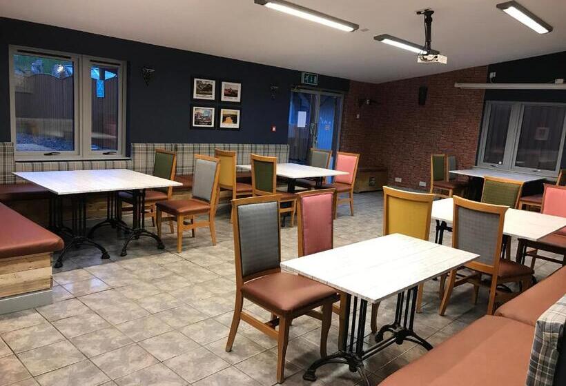 הוסטל Loch Ness Backpackers Lodge