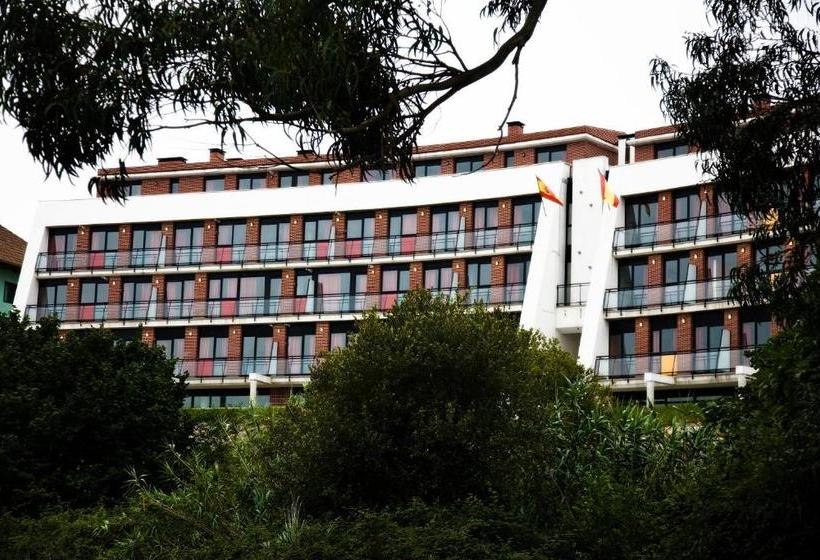 Apartamentos Bahía De Boó