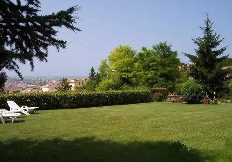 ベッドアンドブレックファースト Bellavista Country House