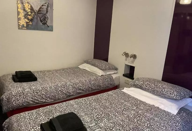 Bed and Breakfast Bentleys