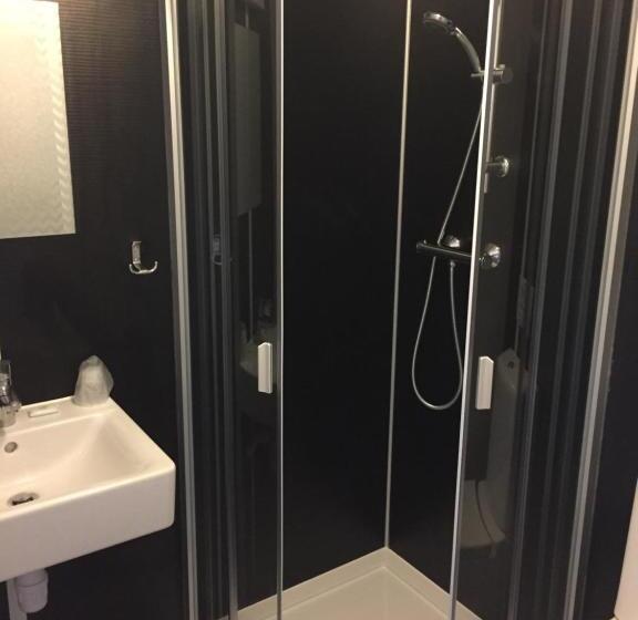 تختخواب و صبحانه Bentleys