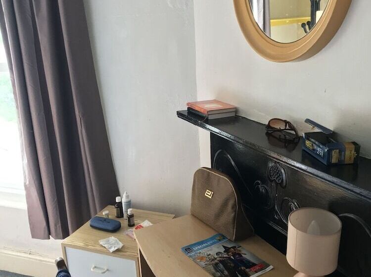 Harlow International Hostel