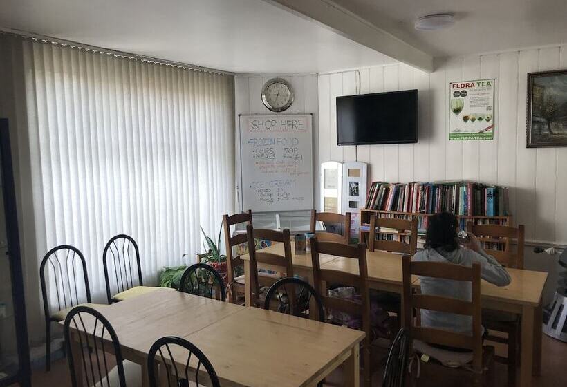 Harlow International Hostel