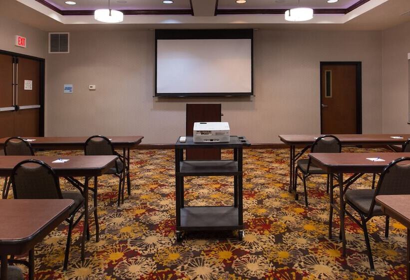 ホテル Holiday Inn Express & Suites Pittsburg, An Ihg