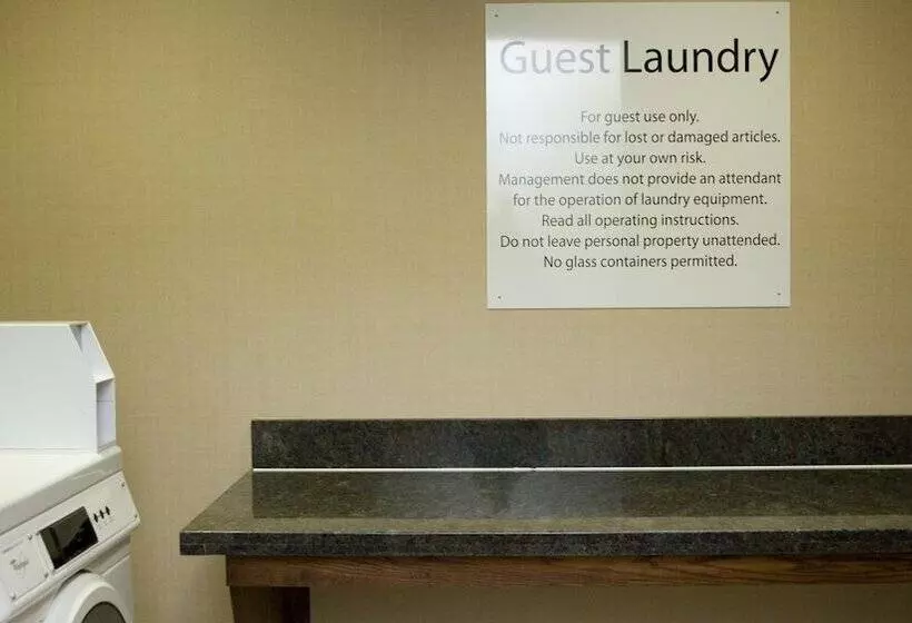 호텔 Holiday Inn Express & Suites Pittsburg, An Ihg