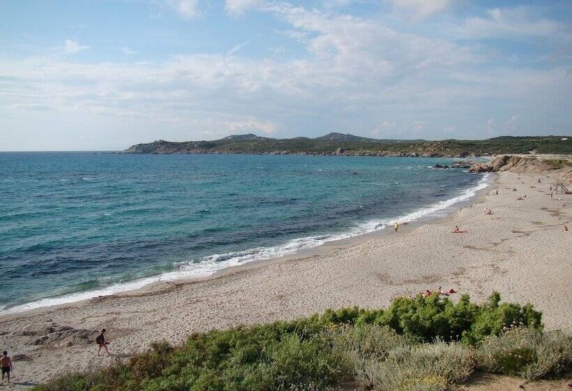 Petri Marini Hotel & Resort