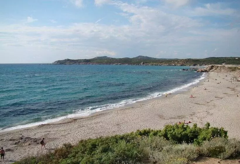 Petri Marini Hotel & Resort