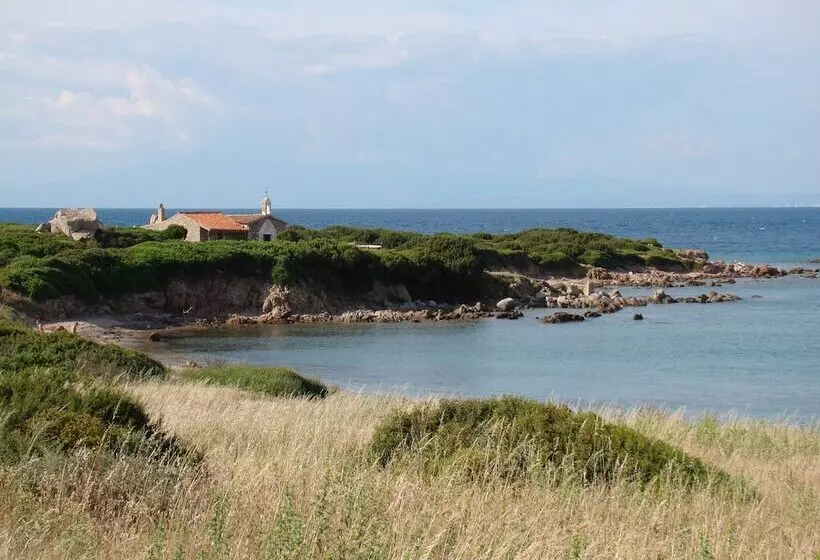 Petri Marini Hotel & Resort