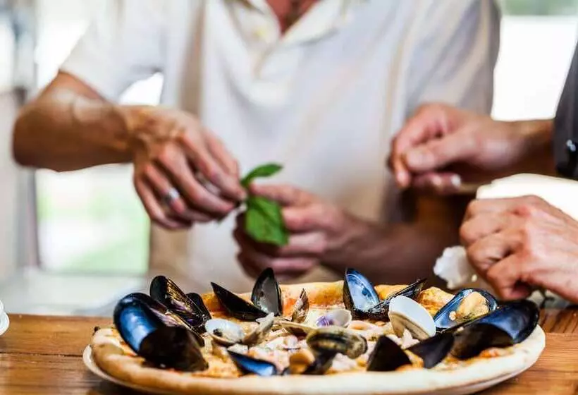 Petri Marini Hotel & Resort