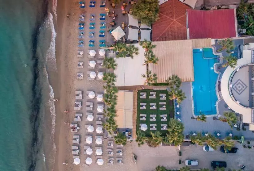 ホテル Phoenix Beach