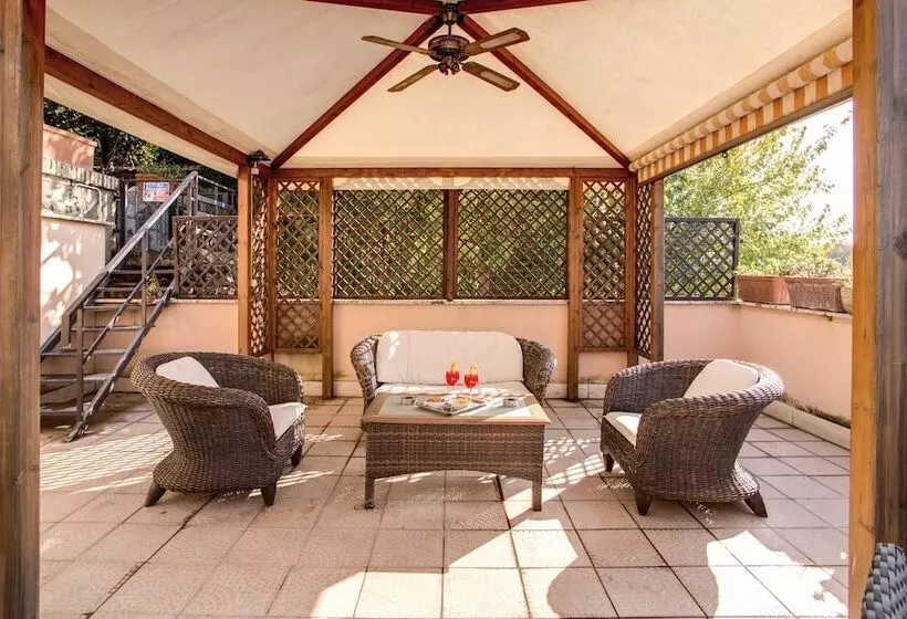 Hotelli Roma Tiburtina Metro