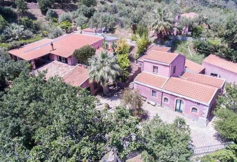 Сельский отель Agriturismo Monte Alto