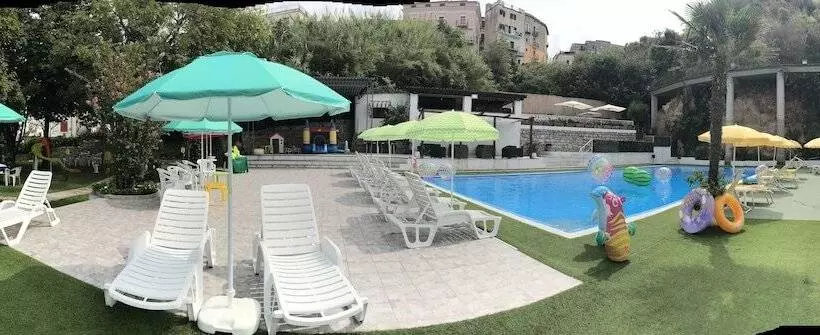 Отель Silica Residence