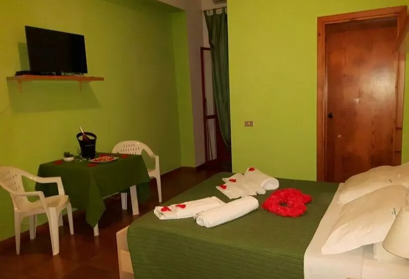 Отель Silica Residence