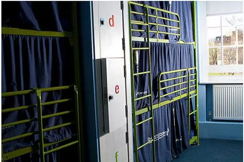 Общежитие Home Brighton Backpackers