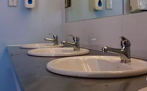 Общежитие Home Brighton Backpackers