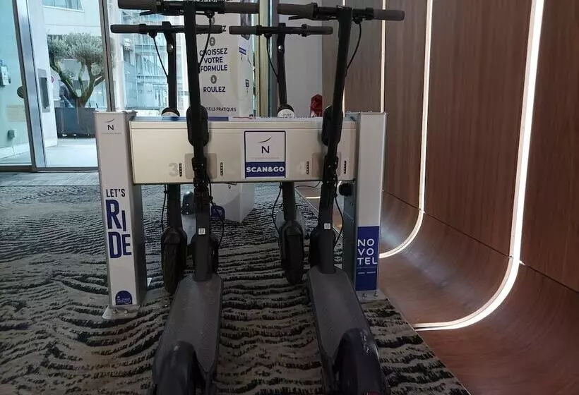 Novotel Lyon Centre Confluence Bord De Saone