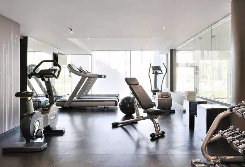 Novotel Lyon Centre Confluence Bord De Saone