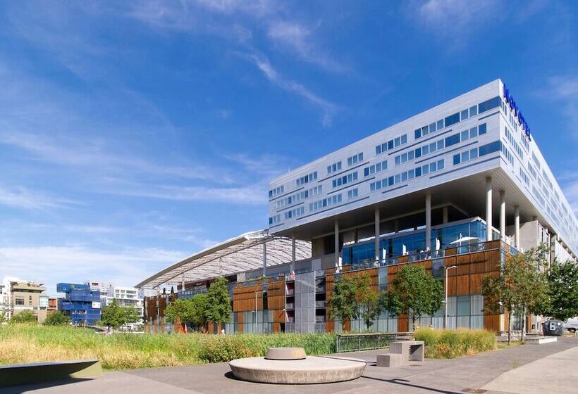 Novotel Lyon Centre Confluence Bord De Saone