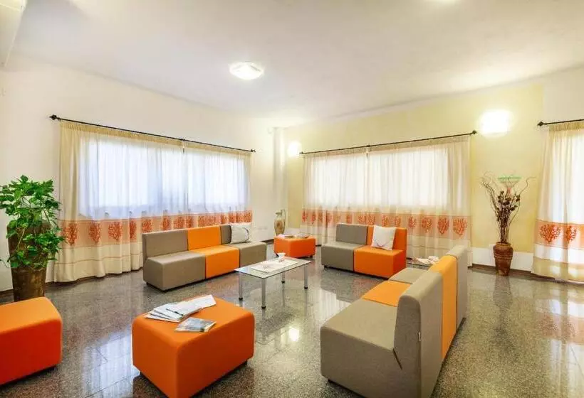 Petri Marini Hotel & Resort