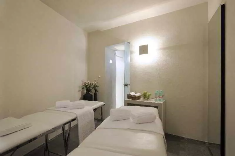 Trevi Palace Luxury Inn