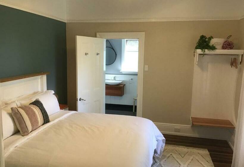 مبيت وإفطار Harrison House