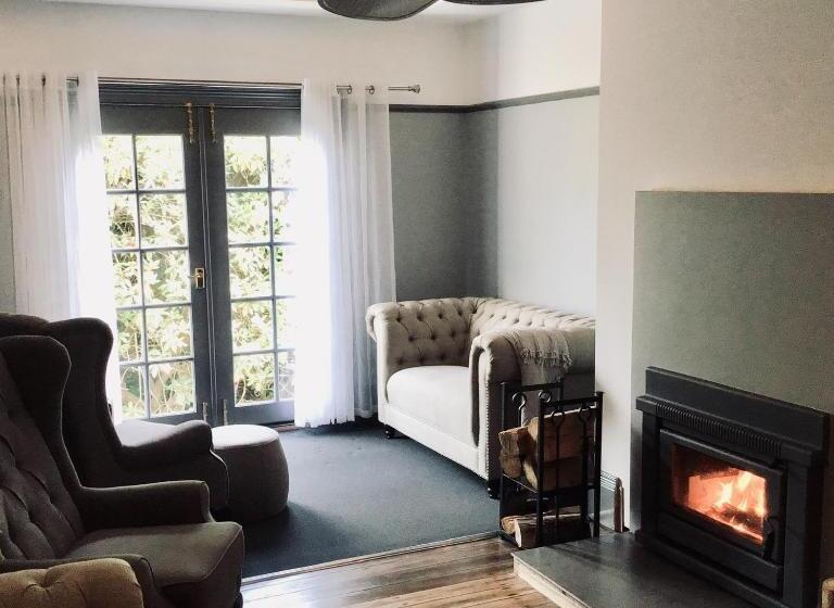 مبيت وإفطار Harrison House