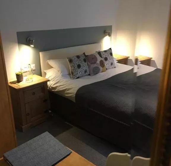 ベッドアンドブレックファースト Parrett