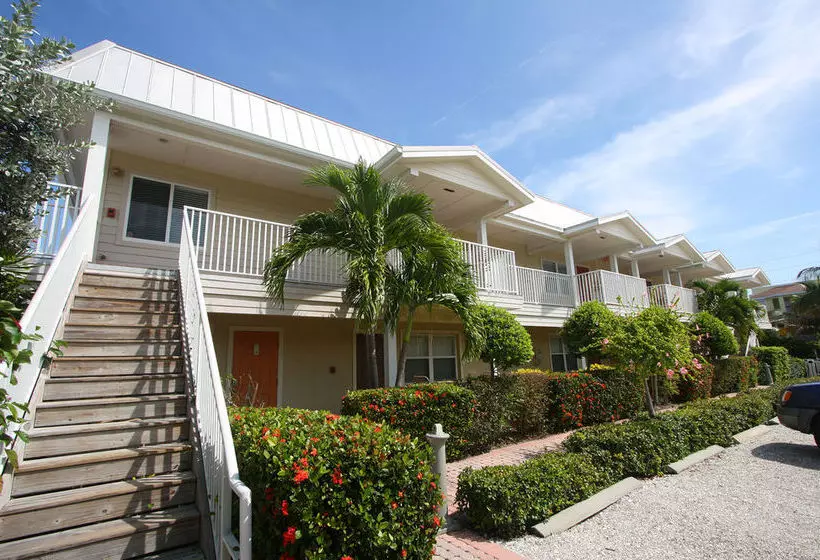 Отель Beach Club At Anna Maria