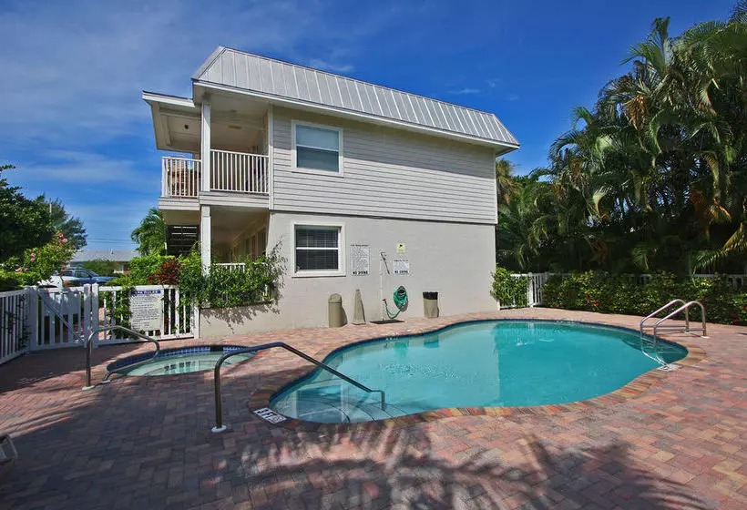 Отель Beach Club At Anna Maria