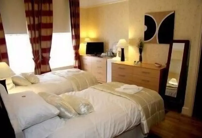 هتل Beech Mount Grove Suites