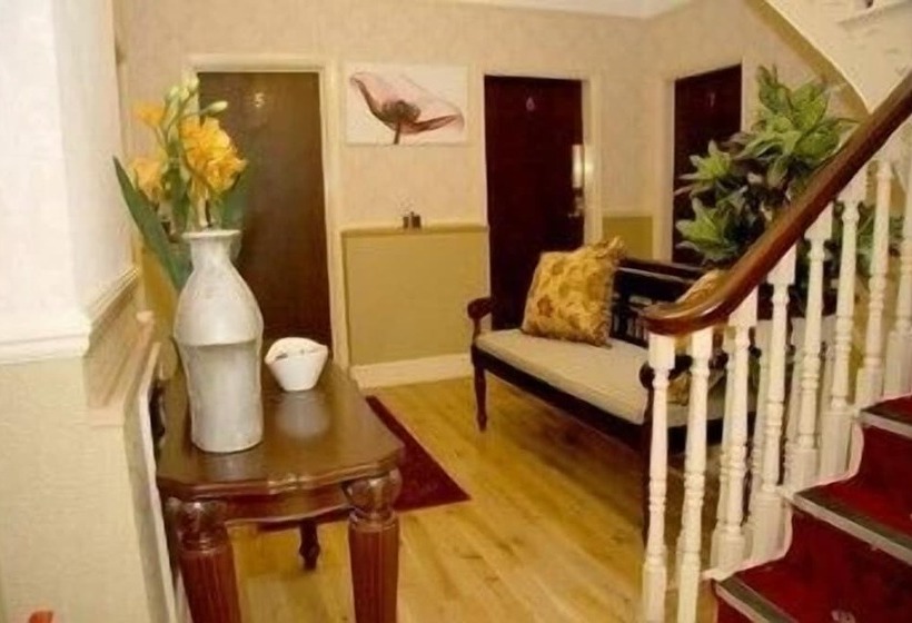 فندق Beech Mount Grove Suites