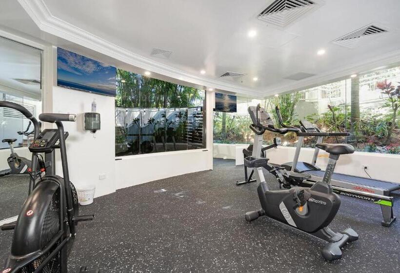 בית מלון כפרי Ultiqa Burleigh Mediterranean Resort