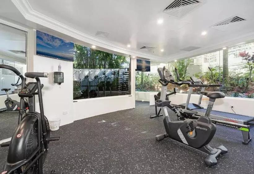 Hotel Ultiqa Burleigh Mediterranean Resort