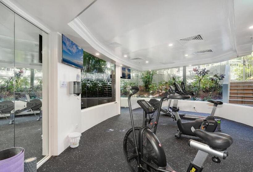 בית מלון כפרי Ultiqa Burleigh Mediterranean Resort