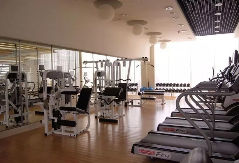 Отель Crowne Plaza Changshu, An Ihg