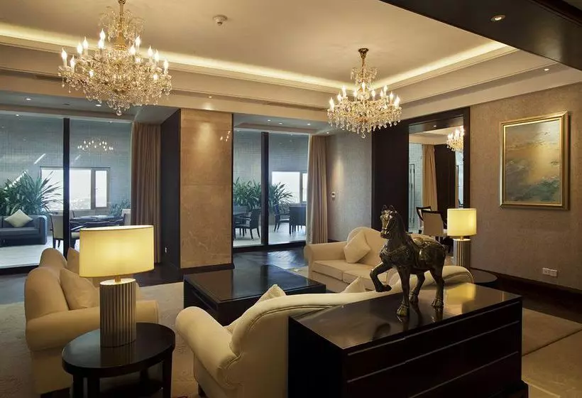 Отель Crowne Plaza Changshu, An Ihg