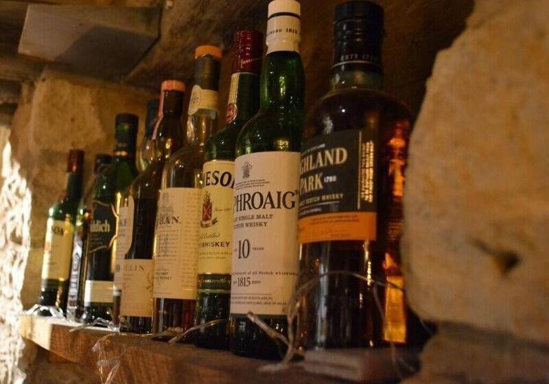 Отель Duke William