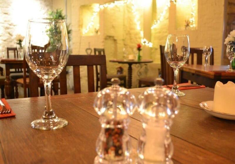 Отель Duke William