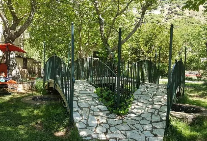 Отель Hani Zemenou