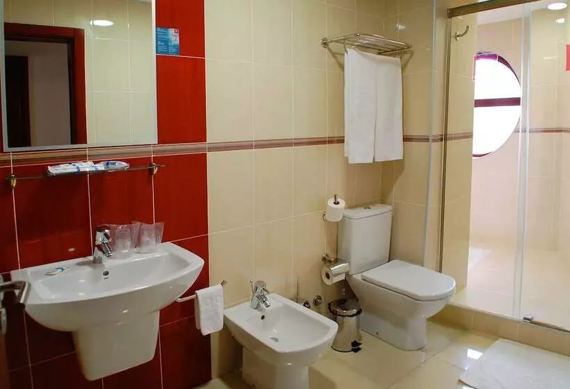 هتل Livvo Don Paco