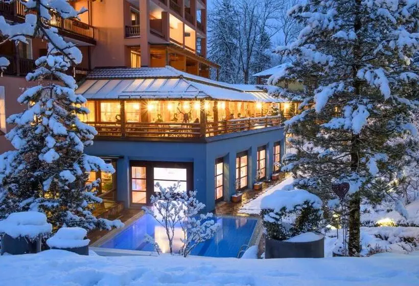 ホテル Montafoner Hof