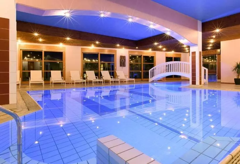 ホテル Montafoner Hof