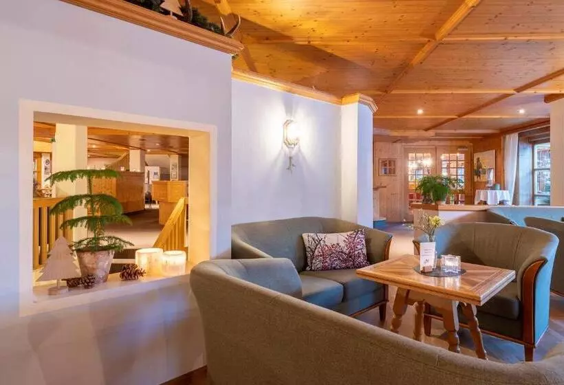 ホテル Montafoner Hof