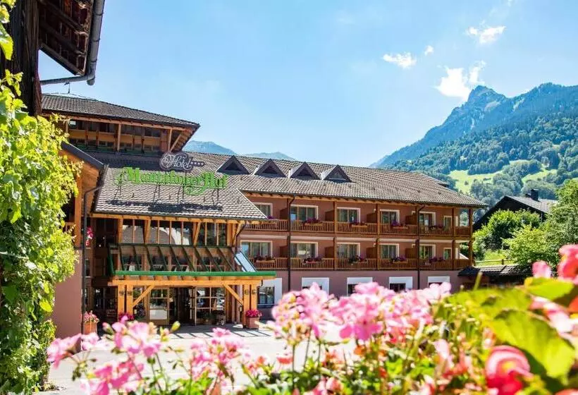 ホテル Montafoner Hof