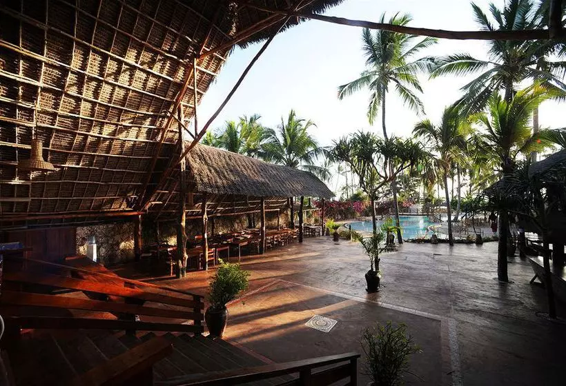 酒店 Jaz Amaluna Beach Resort Adults Only 16+