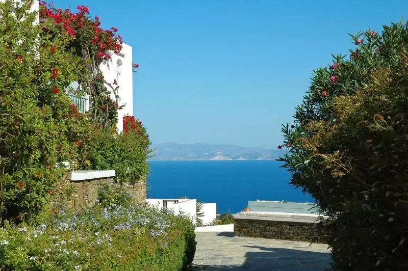 Hotelli Petali Village