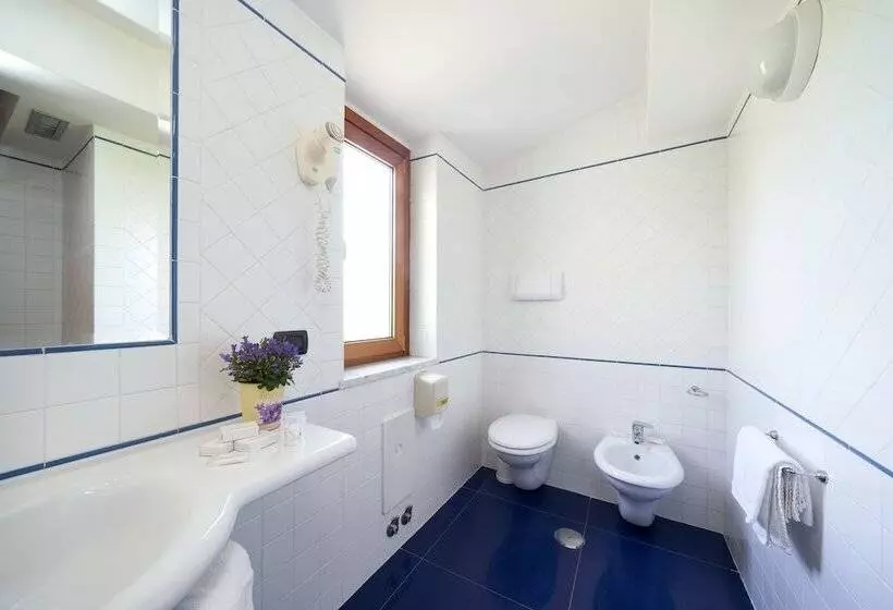 هتل Ristorante La Piana