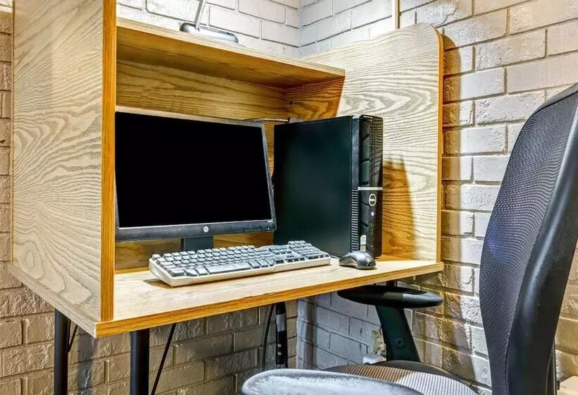 בית מלון כפרי Homespring Inn & Studios